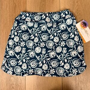 Gottex Green and White Floral Tennis/Golf Skirt with Built-In Shorts Size Small